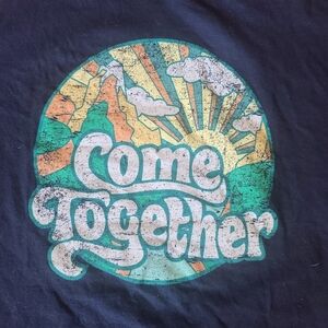 DOM medium tee Come Together Navy